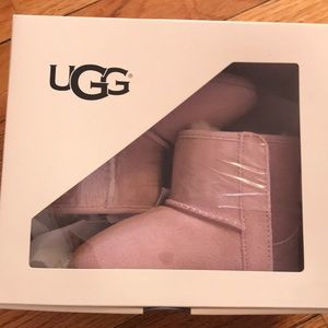 UGG boots BRAND NEW IN PACKAGING